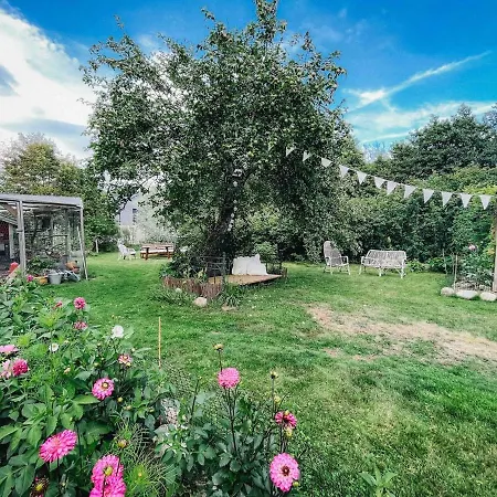 Unikt Skipperhus Med Honer I Hagen Holiday home *