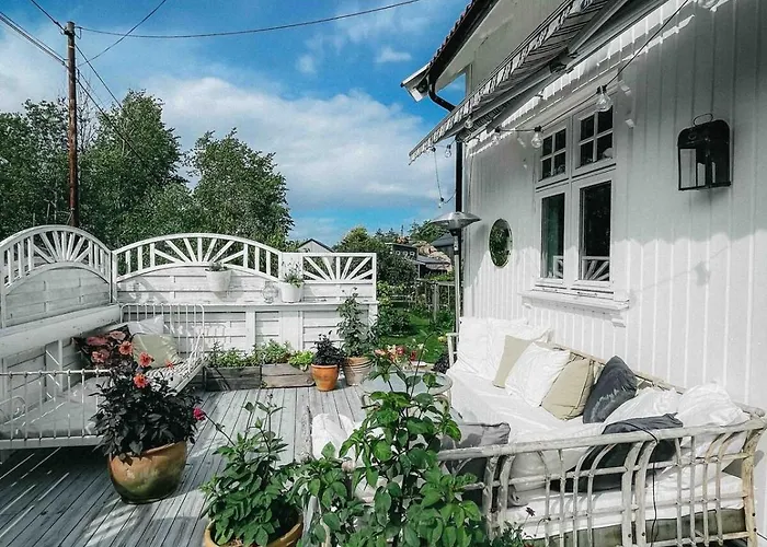 Unikt Skipperhus Med Honer I Hagen Prázdninový dům