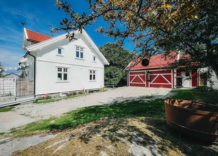 Unikt Skipperhus Med Honer I Hagen Prázdninový dům